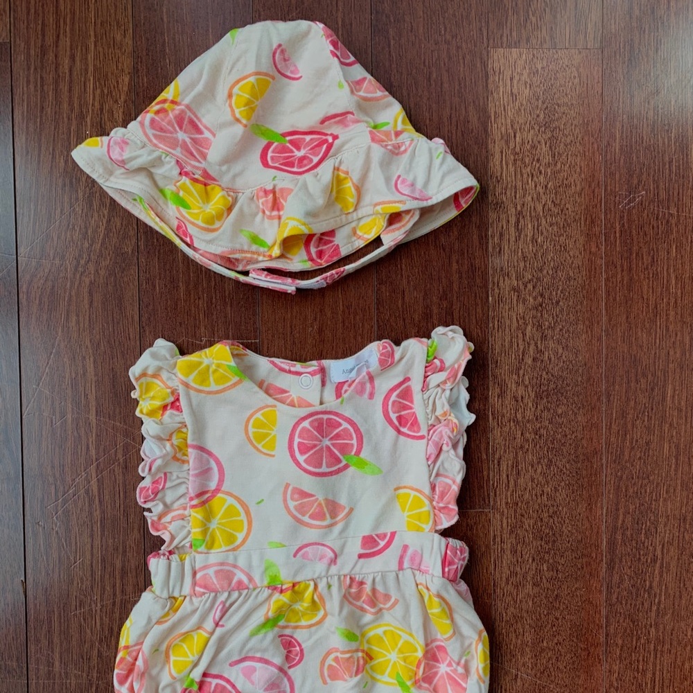 Angel Dear sun bubble + hat 0-3